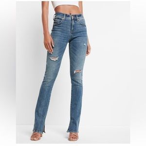 Express - NWT Mid Rise Medium Wash Ripped Skyscraper Jeans size 4 Reg.